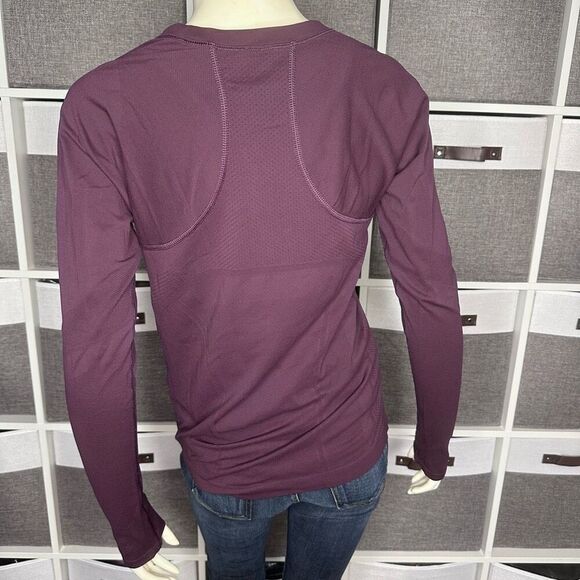 Athleta Momentum Seamless Top Agate Purple Size Medium - Picture 3 of 11